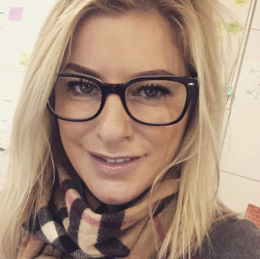 Katherine Newton Photo 32