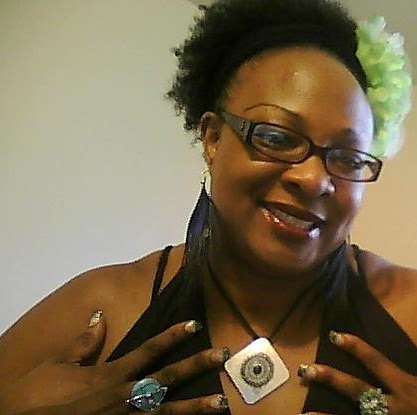 Lorraine Gray Photo 9