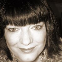 Michele Wardle Photo 14
