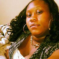 Stephanie Browne Photo 31