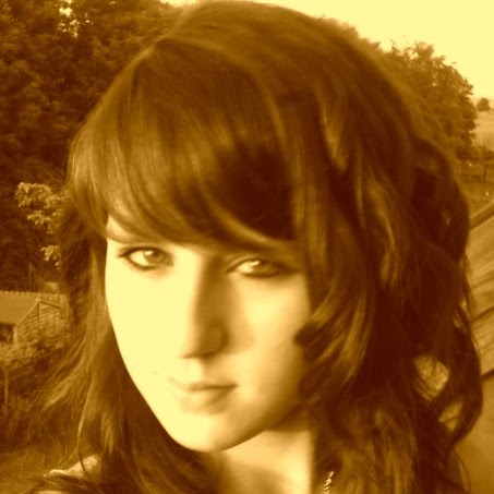Katherine Robins Photo 15