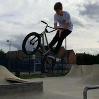 Theo Chandler Photo 5