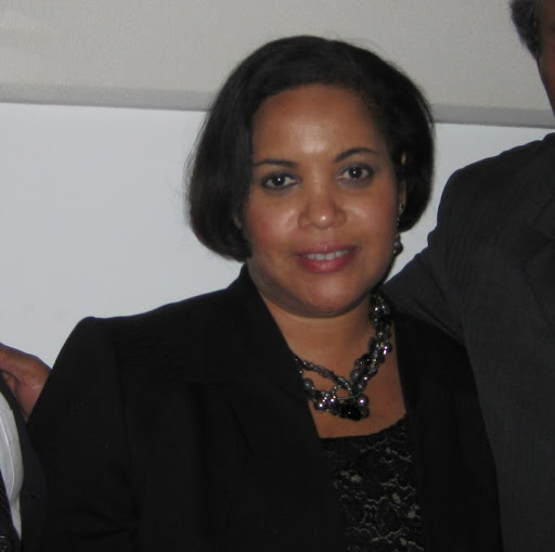 Claudia Richardson Photo 30