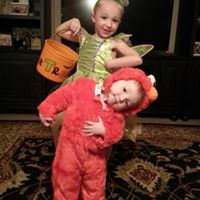 Kelli James Photo 26