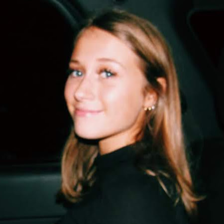 Sarah Foster Photo 40