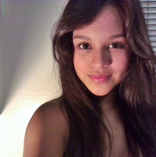 Elizabeth Angel Photo 18