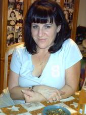 Julie Whiting Photo 12