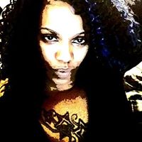 Nikki Willis Photo 9