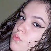 Laura Reyes Photo 2