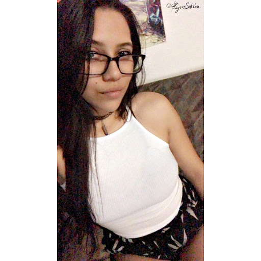 Cynthia Acosta Photo 15