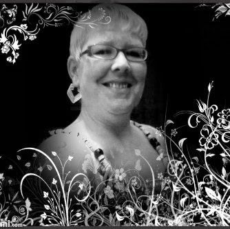 Samantha Miller Photo 47
