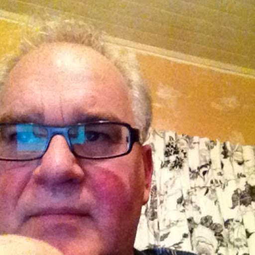 Neil Dickson Photo 32