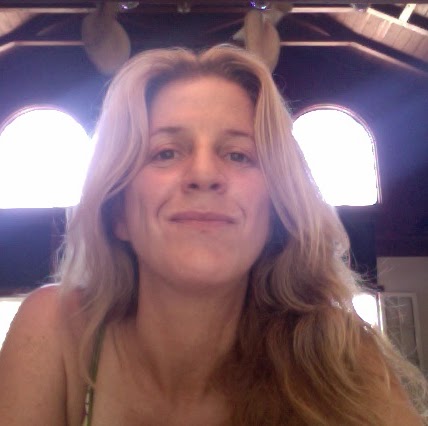 Julie Stern Photo 39