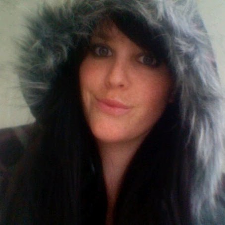 Sheena Edwards Photo 16