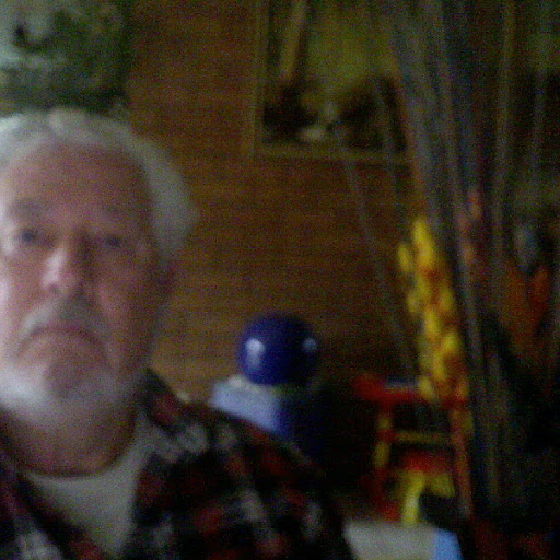 Laurie Bailey Photo 36