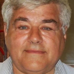 Robert Rivers Photo 20