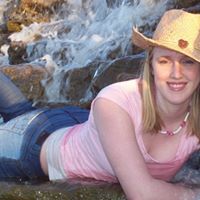 Amanda Newton Photo 29
