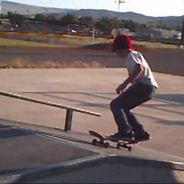 Louis Bradshaw Photo 3