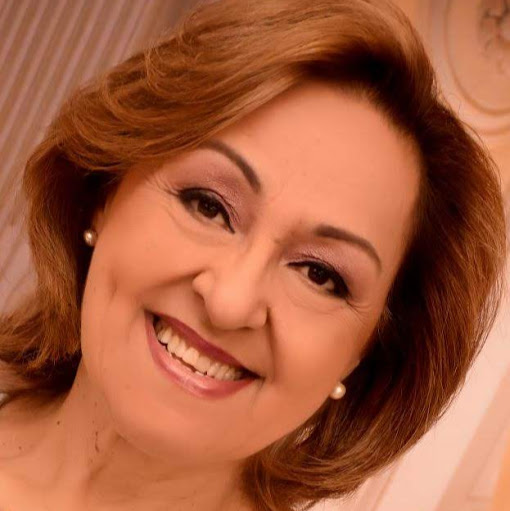 Virginia Silveira Photo 16