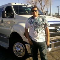 Efrain Hernandez Photo 5