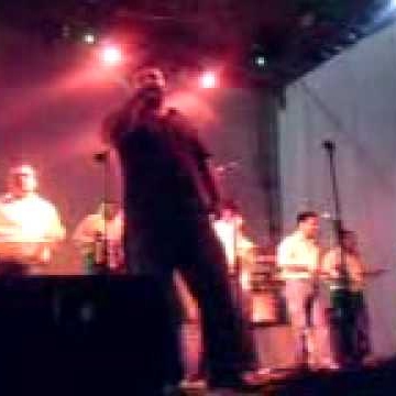 Lorenzo Robles Photo 28