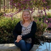 Amy Mcintyre Photo 27