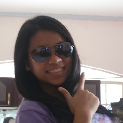 Donna Molina Photo 32