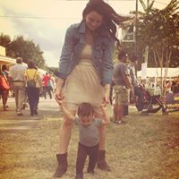 Nicole Quinones Photo 11