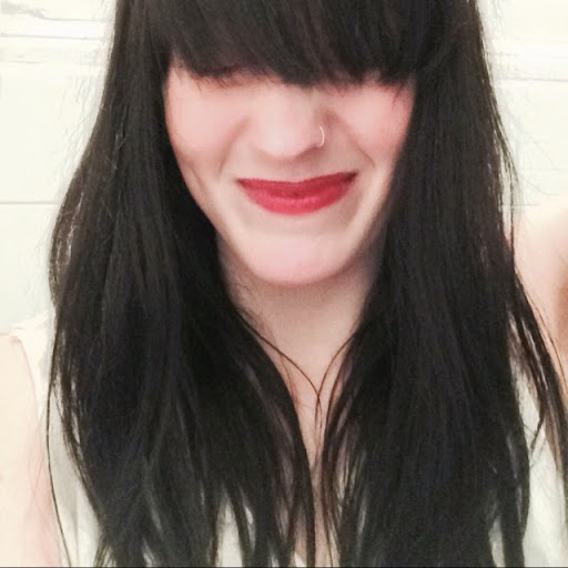 April Gonzales Photo 30