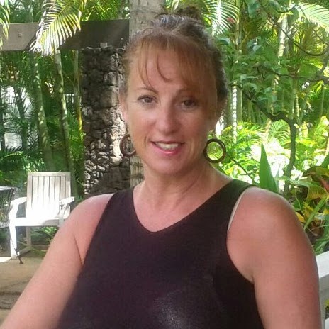 Annette Richardson Photo 31
