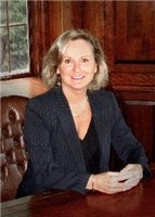 Elizabeth Flanagan Photo 10