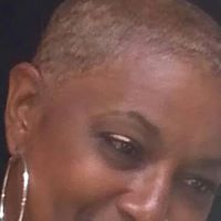 Rochelle Robinson Photo 30