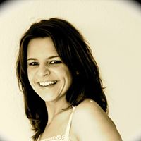 Natalie Pearson Photo 37