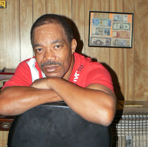 Charles Heard Photo 13
