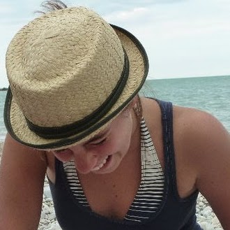Joanna Lange Photo 23