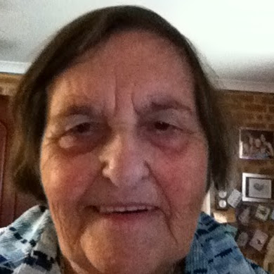 Joan Kay Photo 29