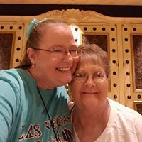 Lisa Hendricks Photo 16
