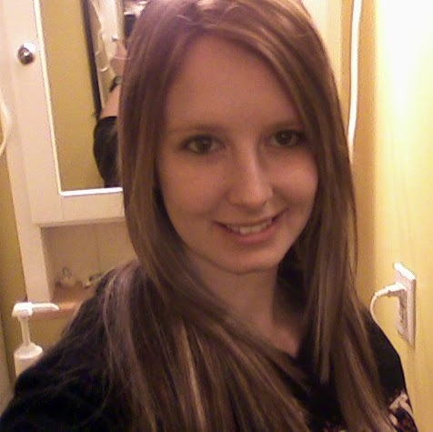 Shannon Knowles Photo 12
