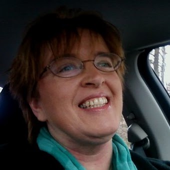 Laura Humphrey Photo 23