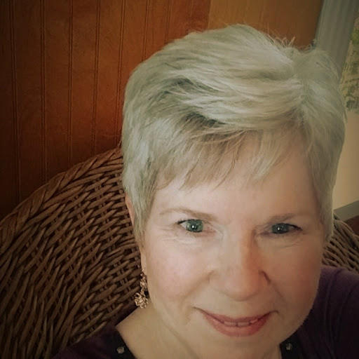 Carolyn Booth Photo 22