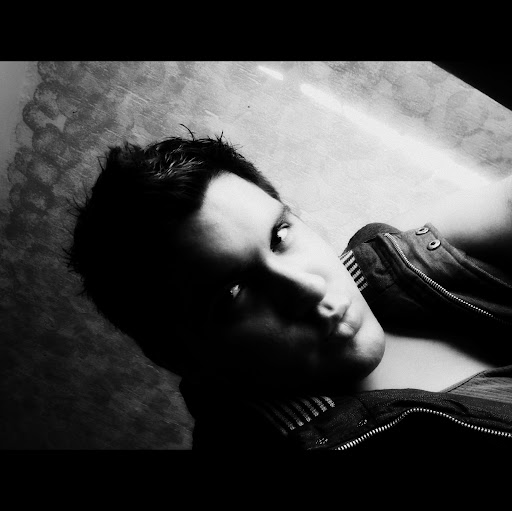 Danny Mora Photo 11