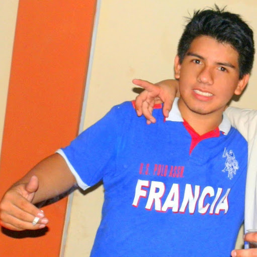 Christopher Paredes Photo 36