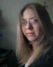 Sarah Perry Photo 11