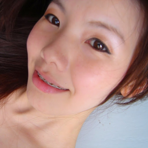 Anna Huang Photo 26