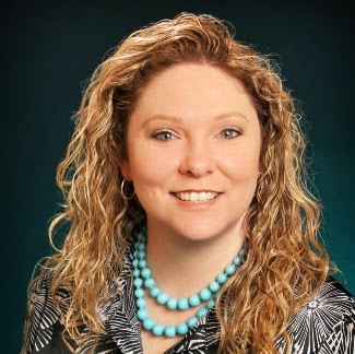 Stephanie Davidson Photo 28