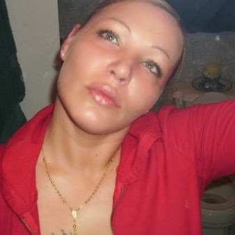 Michelle Armstrong Photo 18