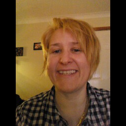 Angela Gallagher Photo 26