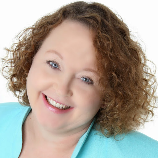 Amy Spencer Photo 33