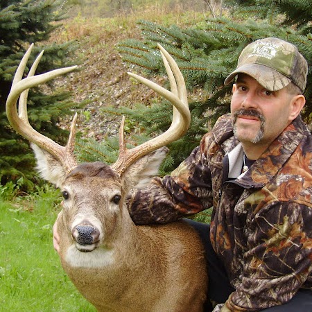 Ralph Lowry Photo 3