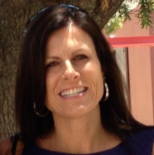 Lisa Connelly Photo 34